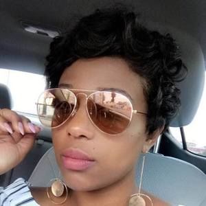 Meet your Posher, Nakeisha